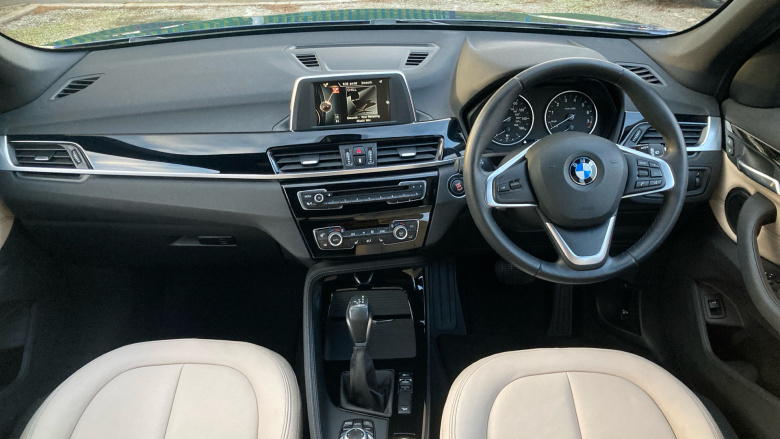 BMW X1 xDrive 20i xLine 5dr Step Auto Petrol Estate